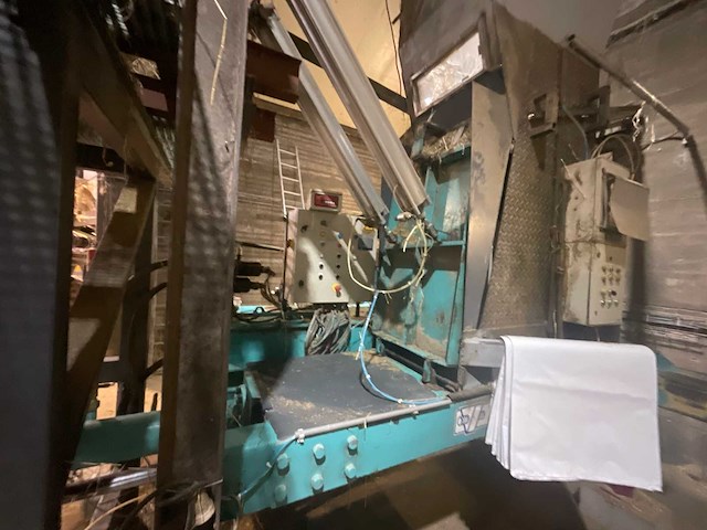 2001 valvan balling systems valvan hydraulische press + unit transvac sup jumbo mk2 hydraulische pers, compactor line en transvac unit - afbeelding 1 van  24