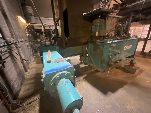 2001 valvan balling systems valvan hydraulische press + unit transvac sup jumbo mk2 hydraulische pers, compactor line en transvac unit - afbeelding 20 van  24