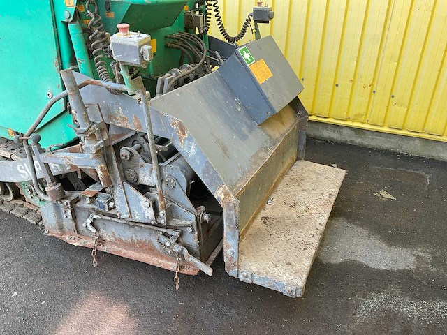 2001 vögele superboy 6-90 asfalteermachine - afbeelding 15 van  17