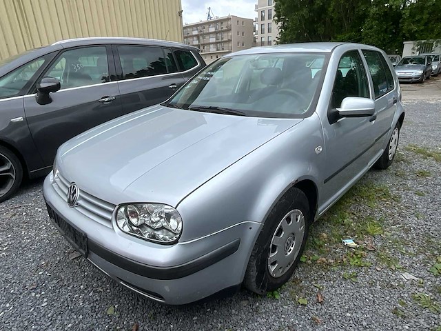 2001 volkswagen golf personenauto - afbeelding 1 van  11