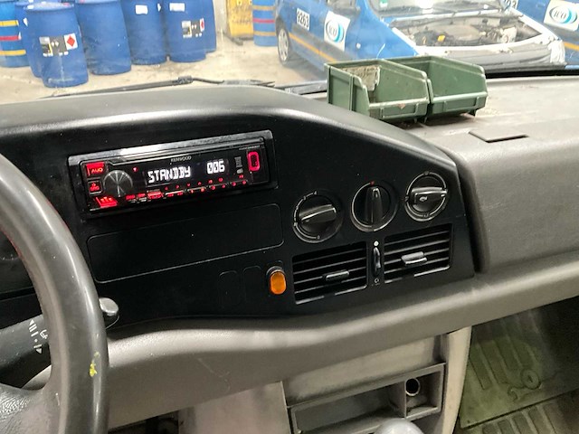 2001 volkswagen lichte vrachtwagen - afbeelding 8 van  34