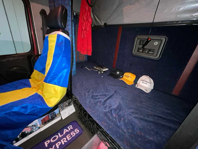 2001 volvo nh 12 trekker tr - afbeelding 54 van  57