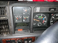 2001 volvo nh 12 trekker tr - afbeelding 37 van  57