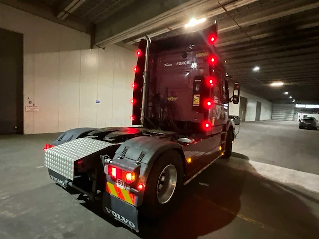 2001 volvo nh 12 trekker tr - afbeelding 27 van  57