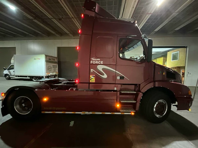 2001 volvo nh 12 trekker tr - afbeelding 44 van  57