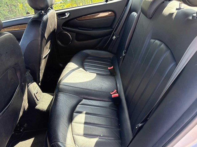 2002 - jaguar - x-type - 2.5 v6 executive - car - afbeelding 4 van  10