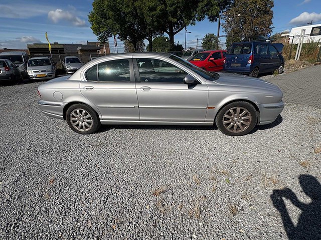 2002 - jaguar - x-type - 2.5 v6 executive - car - afbeelding 10 van  10
