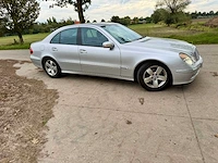 2002 - mercedes - e220cdi - sedan - afbeelding 18 van  23