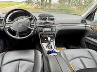 2002 - mercedes - e220cdi - sedan - afbeelding 23 van  23
