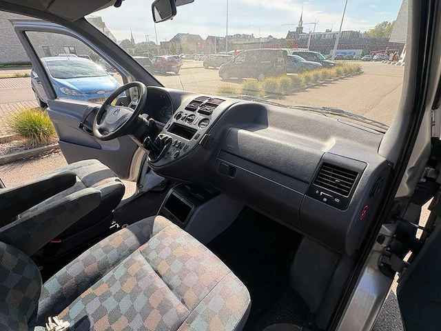 2002 - mercedes-benz - vito - 110 cdi dc - car - afbeelding 25 van  34