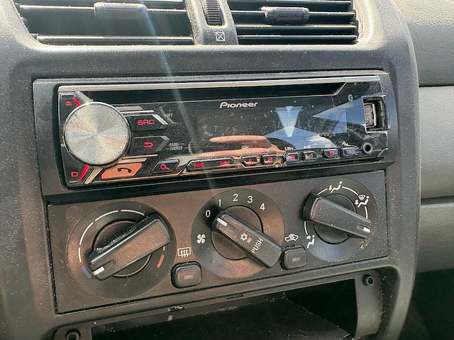 2002 - mitsubishi - space wagon - 2.4 gdi glxi 7p. - car - afbeelding 7 van  28