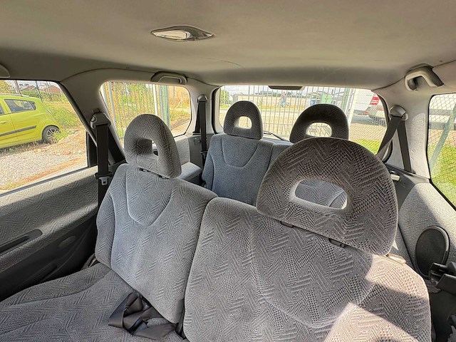 2002 - mitsubishi - space wagon - 2.4 gdi glxi 7p. - car - afbeelding 14 van  28