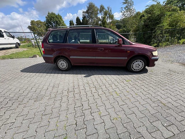2002 - mitsubishi - space wagon - 2.4 gdi glxi 7p. - car - afbeelding 24 van  28