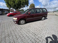2002 - mitsubishi - space wagon - 2.4 gdi glxi 7p. - car