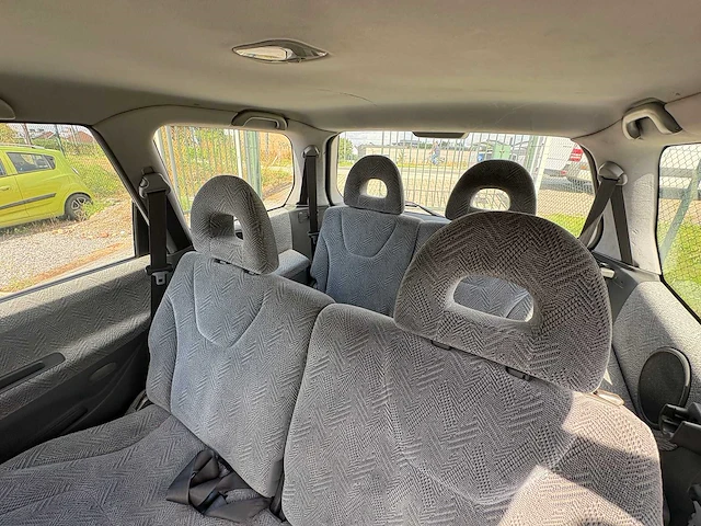 2002 - mitsubishi - space wagon - 2.4 gdi glxi 7p. - car - afbeelding 14 van  28