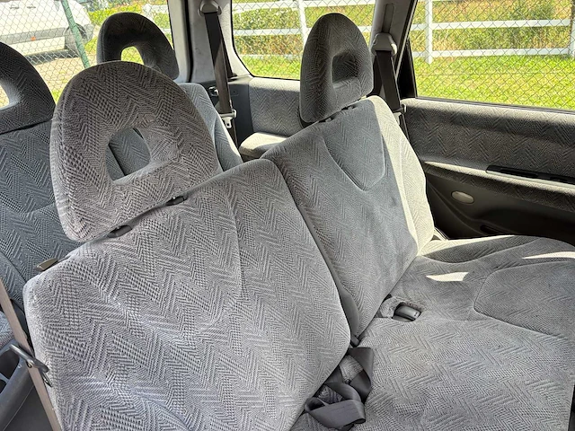 2002 - mitsubishi - space wagon - 2.4 gdi glxi 7p. - car - afbeelding 18 van  28