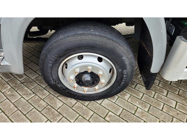 2002 - nissan - atleon - truck - afbeelding 28 van  37