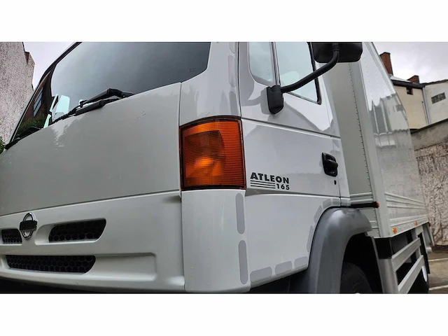2002 - nissan - atleon - truck - afbeelding 9 van  37