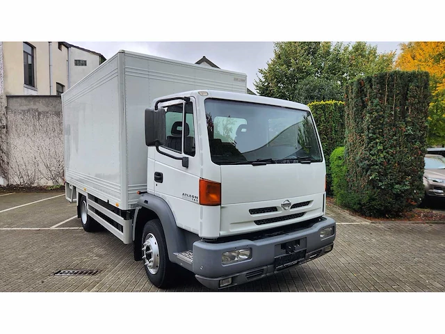 2002 - nissan - atleon - truck - afbeelding 27 van  37