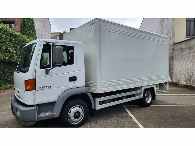 2002 - nissan - atleon - truck - afbeelding 3 van  37