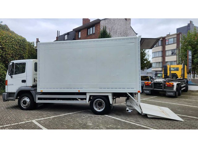 2002 - nissan - atleon - truck - afbeelding 13 van  37