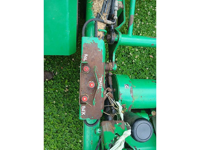 2002 agronic 1302 combi baler – robuuste combinatiepers met geïntegreerde wikkelaar - afbeelding 2 van  51