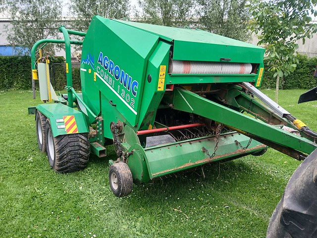 2002 agronic 1302 combi baler – robuuste combinatiepers met geïntegreerde wikkelaar - afbeelding 10 van  51
