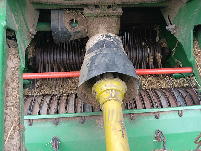 2002 agronic 1302 combi baler – robuuste combinatiepers met geïntegreerde wikkelaar - afbeelding 11 van  51