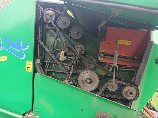 2002 agronic 1302 combi baler – robuuste combinatiepers met geïntegreerde wikkelaar - afbeelding 15 van  51