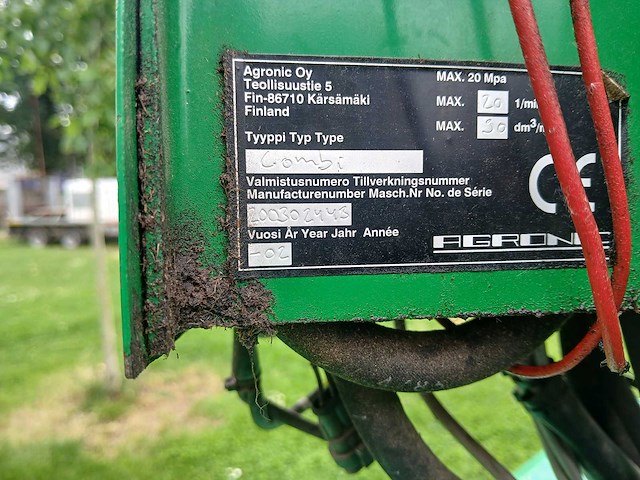 2002 agronic 1302 combi baler – robuuste combinatiepers met geïntegreerde wikkelaar - afbeelding 17 van  51