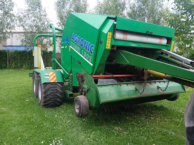 2002 agronic 1302 combi baler – robuuste combinatiepers met geïntegreerde wikkelaar - afbeelding 39 van  51