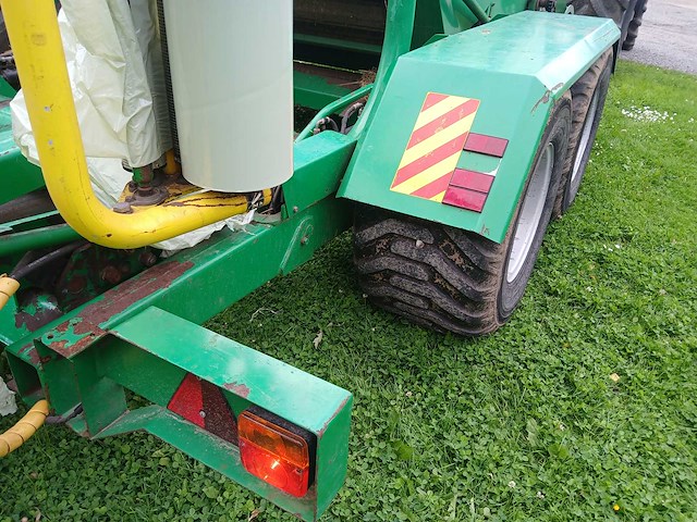 2002 agronic 1302 combi baler – robuuste combinatiepers met geïntegreerde wikkelaar - afbeelding 42 van  51