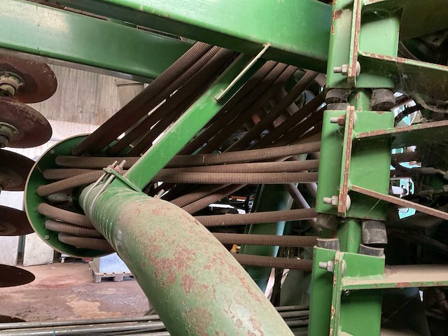 2002 amazone cirrus 9000 zaaibedcombinatie - afbeelding 15 van  31