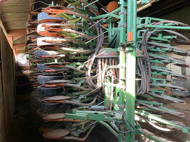 2002 amazone cirrus 9000 zaaibedcombinatie - afbeelding 18 van  31