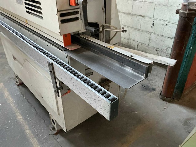 2002 bi-matic starter 2.5 kantenlijmmachines - afbeelding 11 van  11