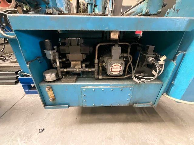 2002 bigstone metalen horizontale bandzaagmachine - afbeelding 13 van  13