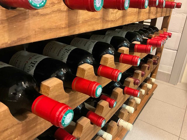 2002 château tricot montagne st. emilion rode wijn (10x) - afbeelding 4 van  4