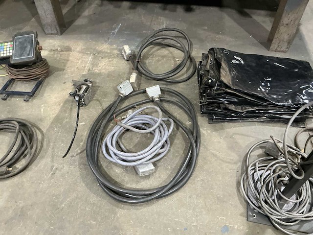 2002 cloos romat 360 lasrobot - afbeelding 14 van  29