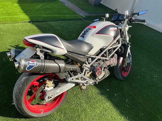 2002 ducati - afbeelding 2 van  11