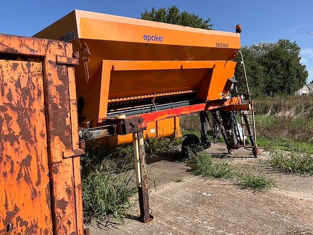 2002 epoke sw3000 zoutstrooier - afbeelding 1 van  20