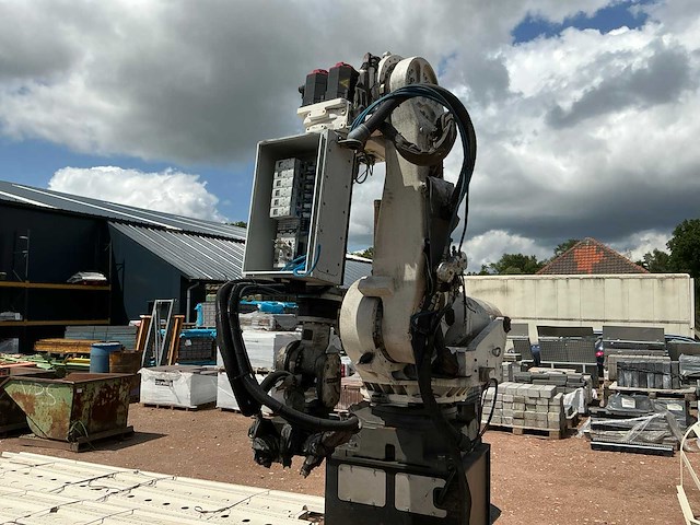 2002 fanuc industriële robot - afbeelding 4 van  10
