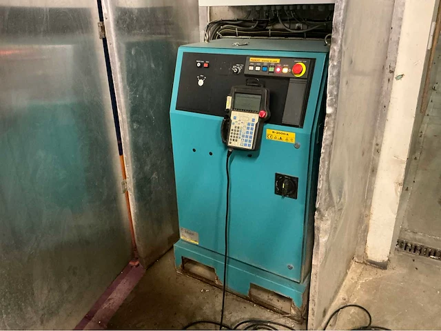 2002 fanuc r-2000ia 165f industriële robot - afbeelding 3 van  17