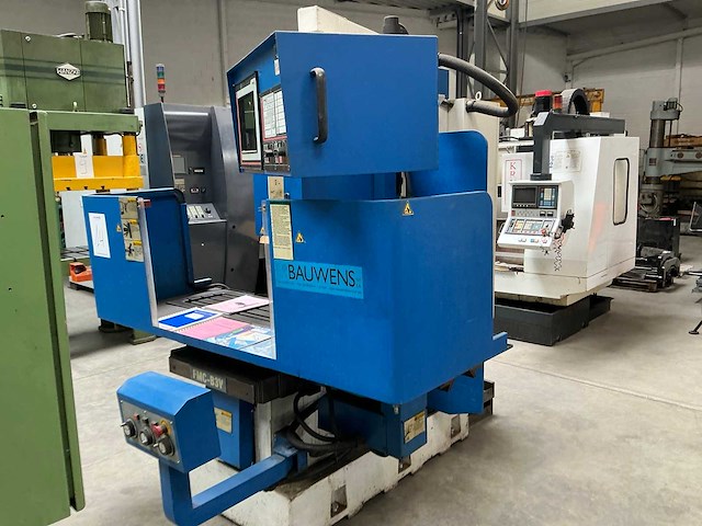 2002 fulland fmc-b3v cnc freesmachine - afbeelding 2 van  2