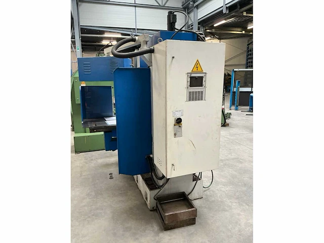 2002 fulland fmc-b3v cnc freesmachine - afbeelding 12 van  15