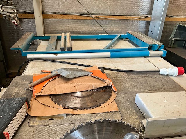 2002 griggio sc/3200 prog paneelcirkelzaagmachine - afbeelding 5 van  7