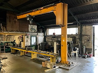 2002 hadef zwenkarmkraan