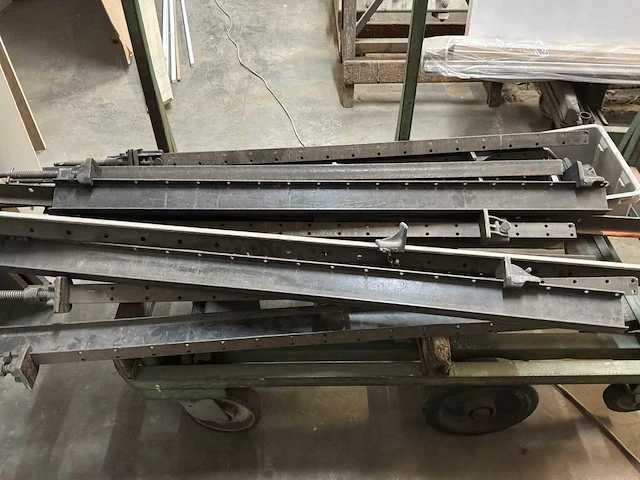 2002 hess technology julia kouddruklijmmachines - afbeelding 10 van  10