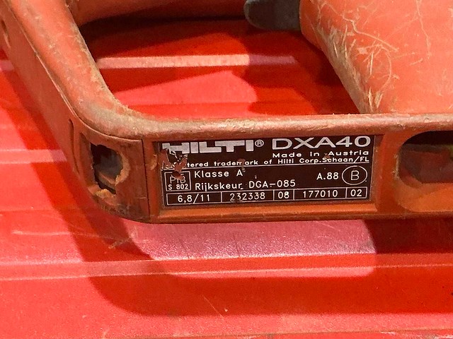 2002 hilti dx a40 kruitschietnagelpistool - afbeelding 2 van  2