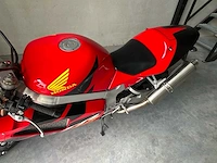 2002 honda vrt1000 sp1 01 - (collecter-item) - afbeelding 13 van  26
