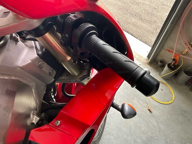 2002 honda vrt1000 sp1 01 - (collecter-item) - afbeelding 19 van  26